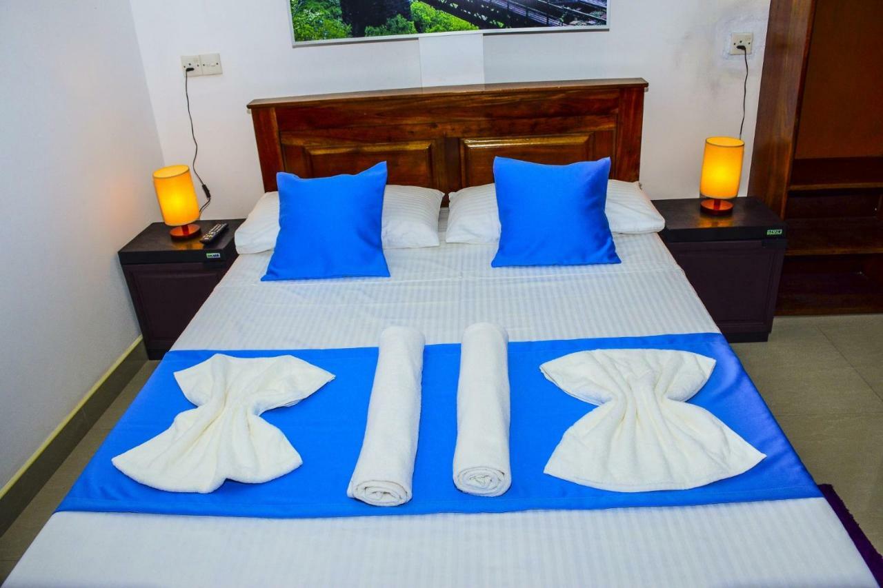 Elsy Villa Negombo Exterior photo