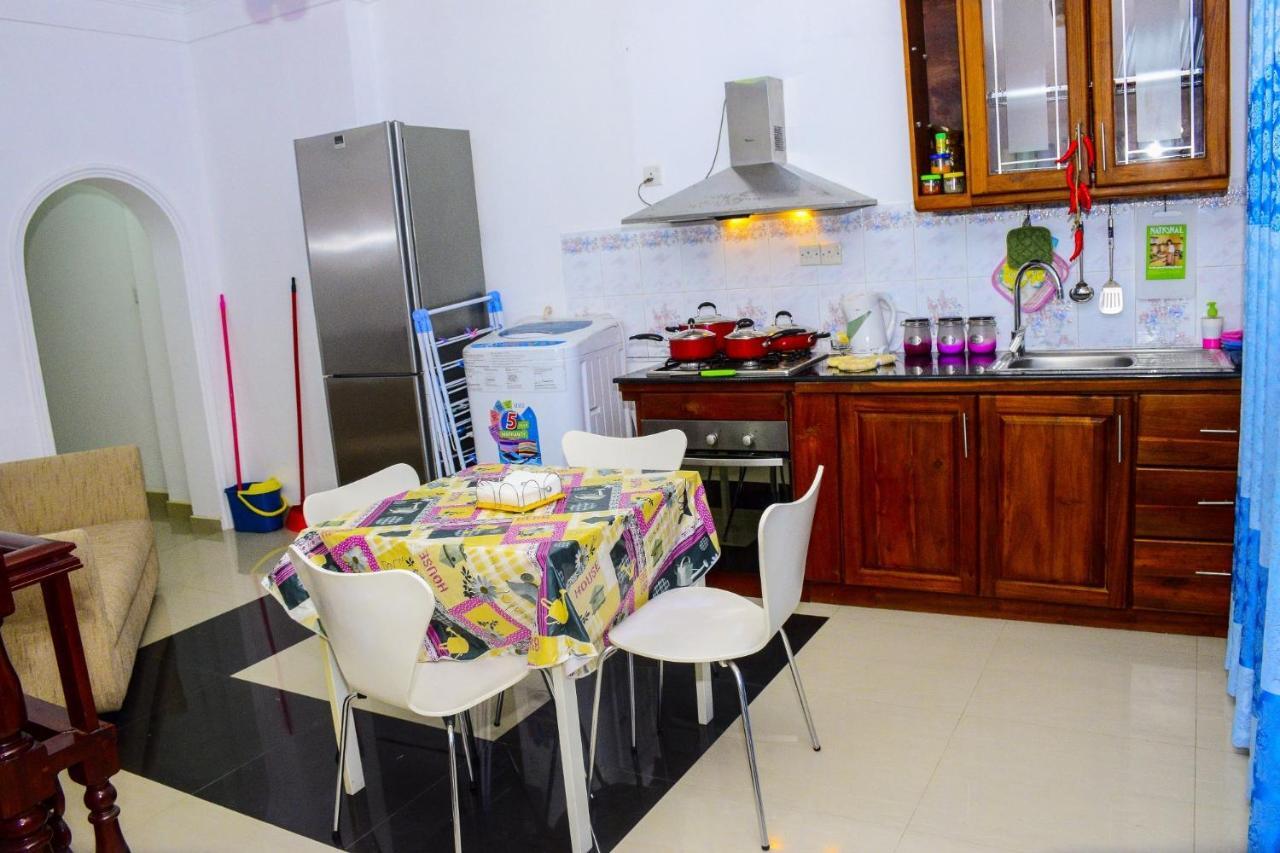Elsy Villa Negombo Exterior photo